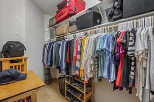 Water St unit 212-S1906-025.jpg
