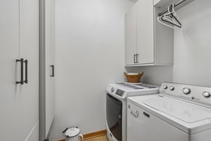 Water St unit 212-S1906-026.jpg