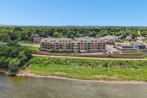 Water St unit 212-S1906-041.jpg