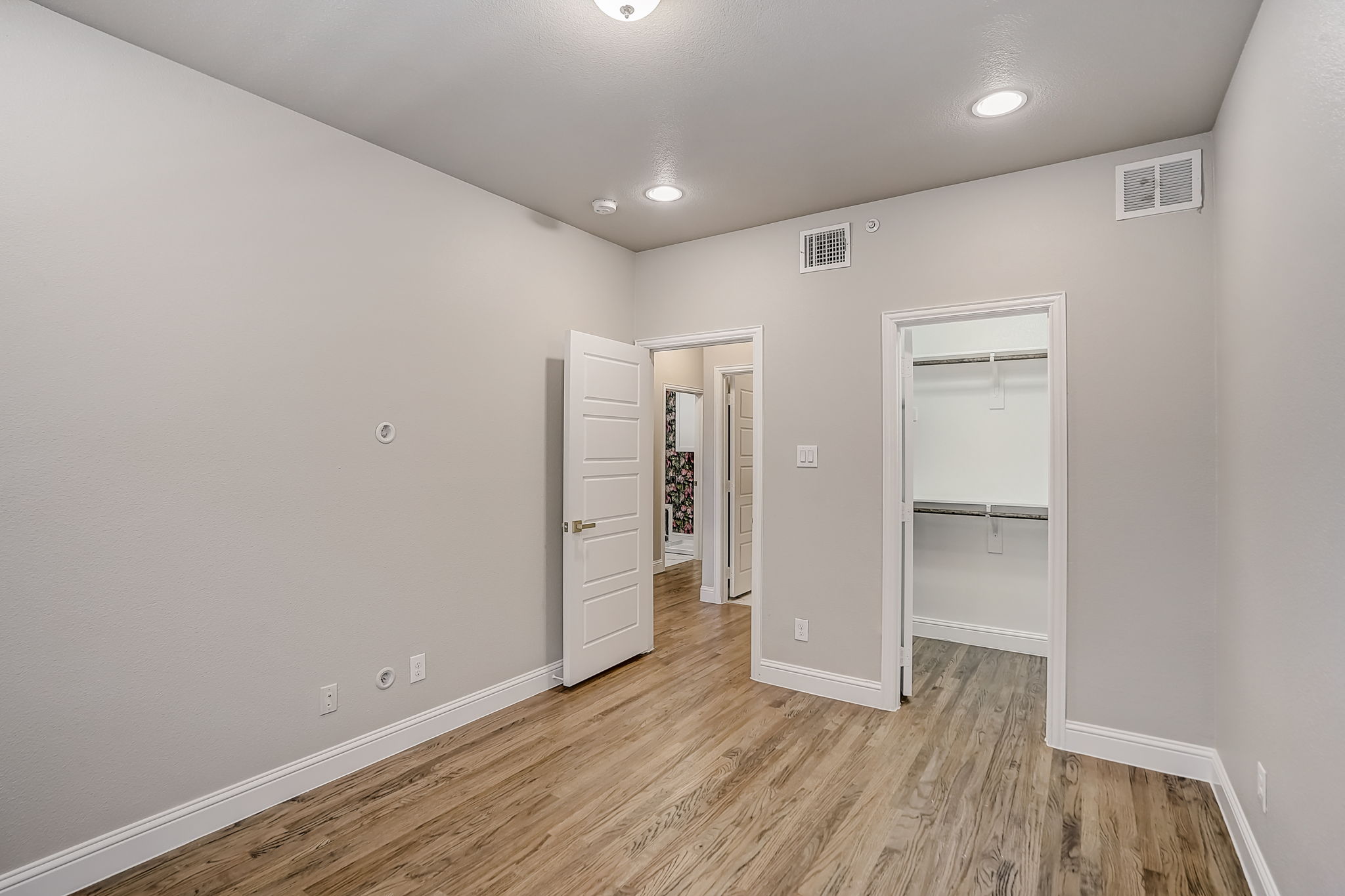 Dexter Ln-020