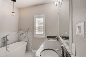 Dexter Ln-029
