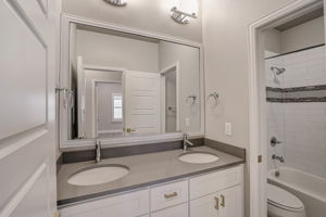 Dexter Ln-022