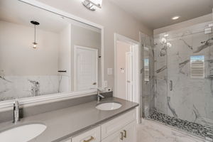 Dexter Ln-031