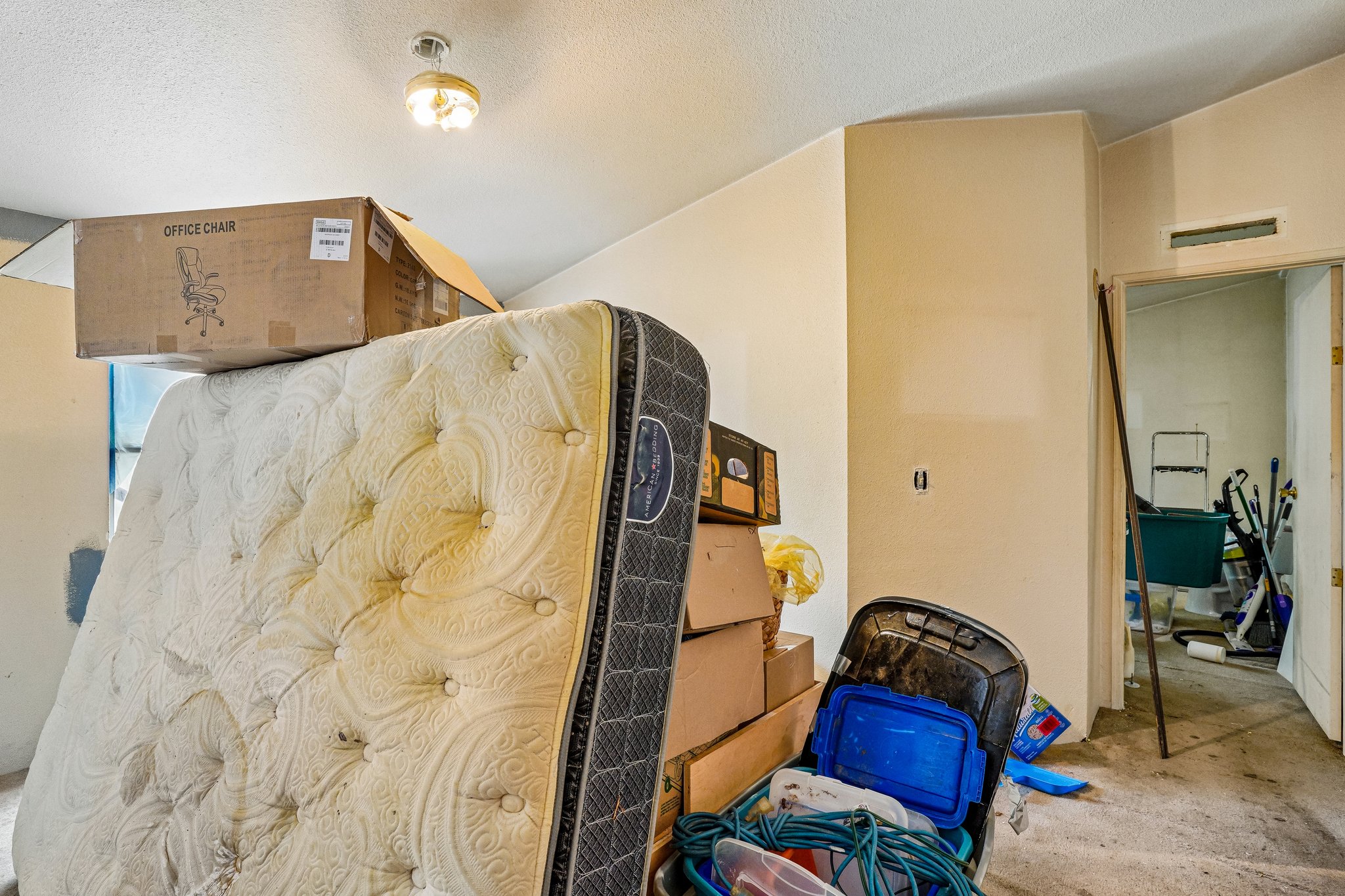 37th Ave 69-S0808-017.jpg