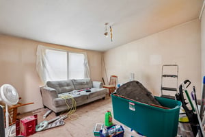 37th Ave 69-S0808-013.jpg