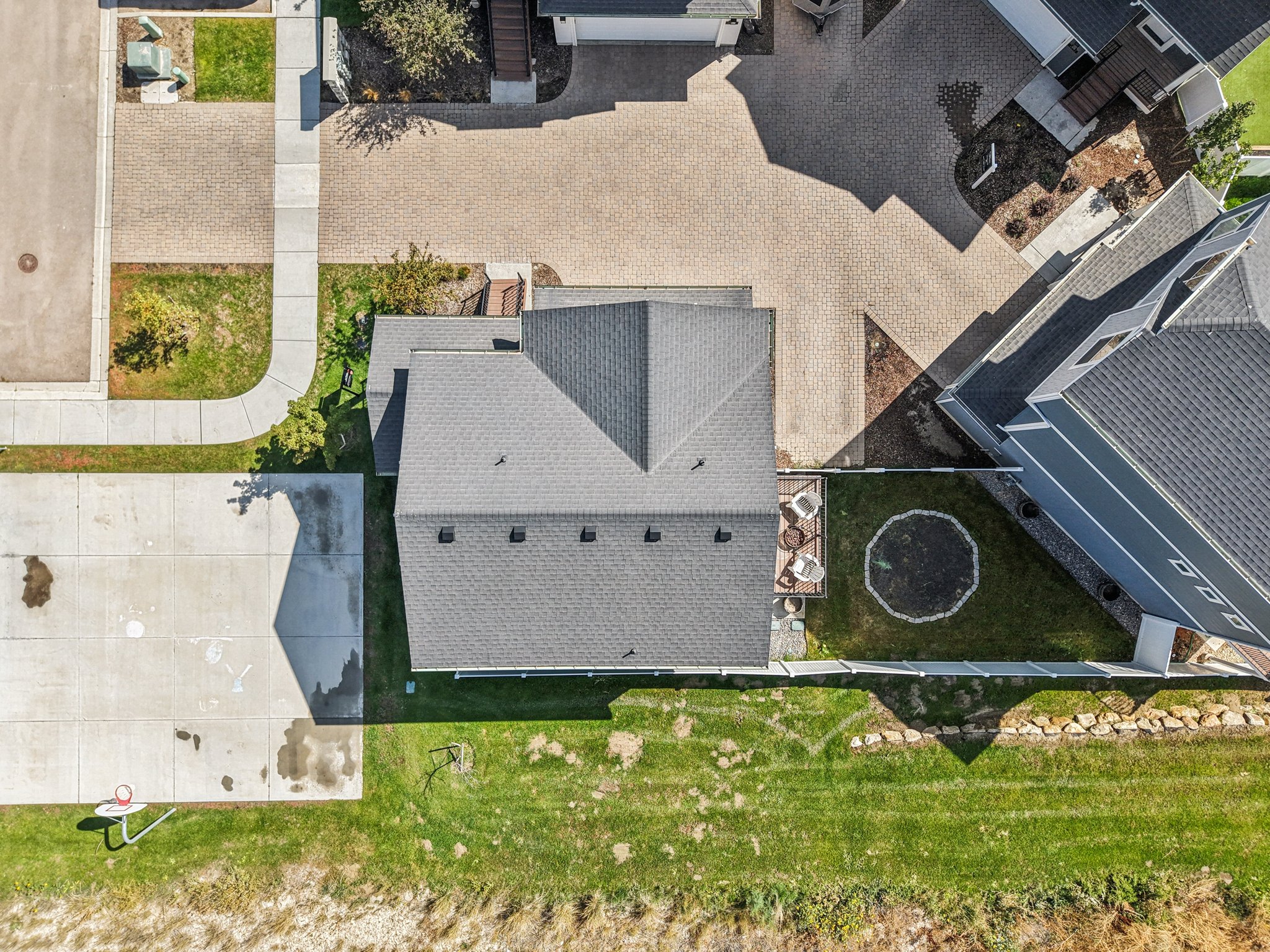 Bromwell Ct-S1809-037.jpg