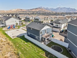Bromwell Ct-S1809-038.jpg