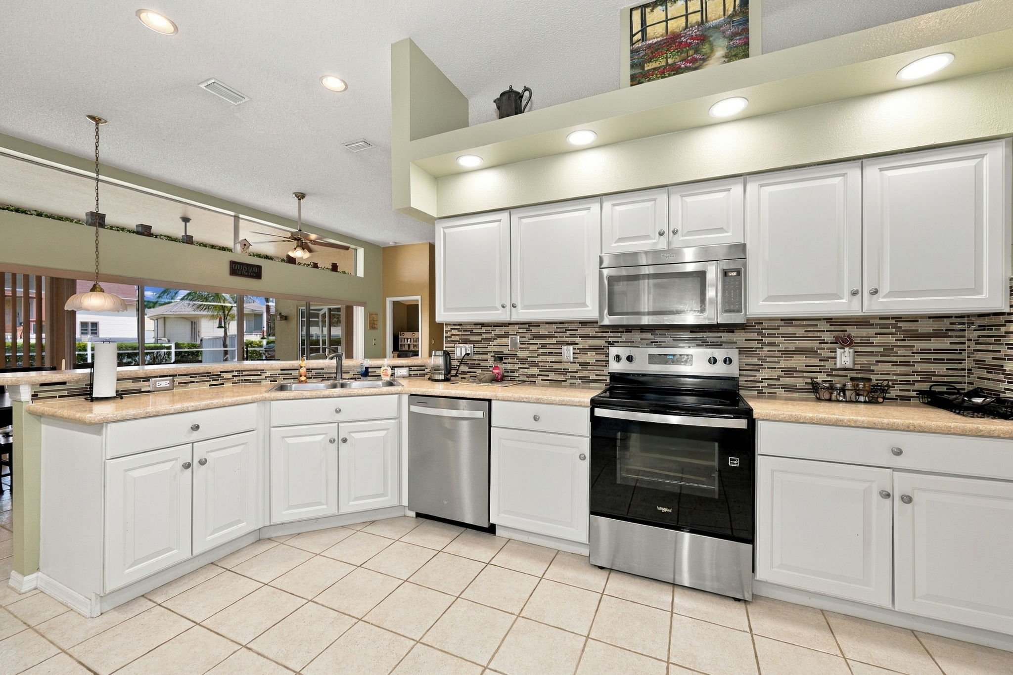 Kitchen 4