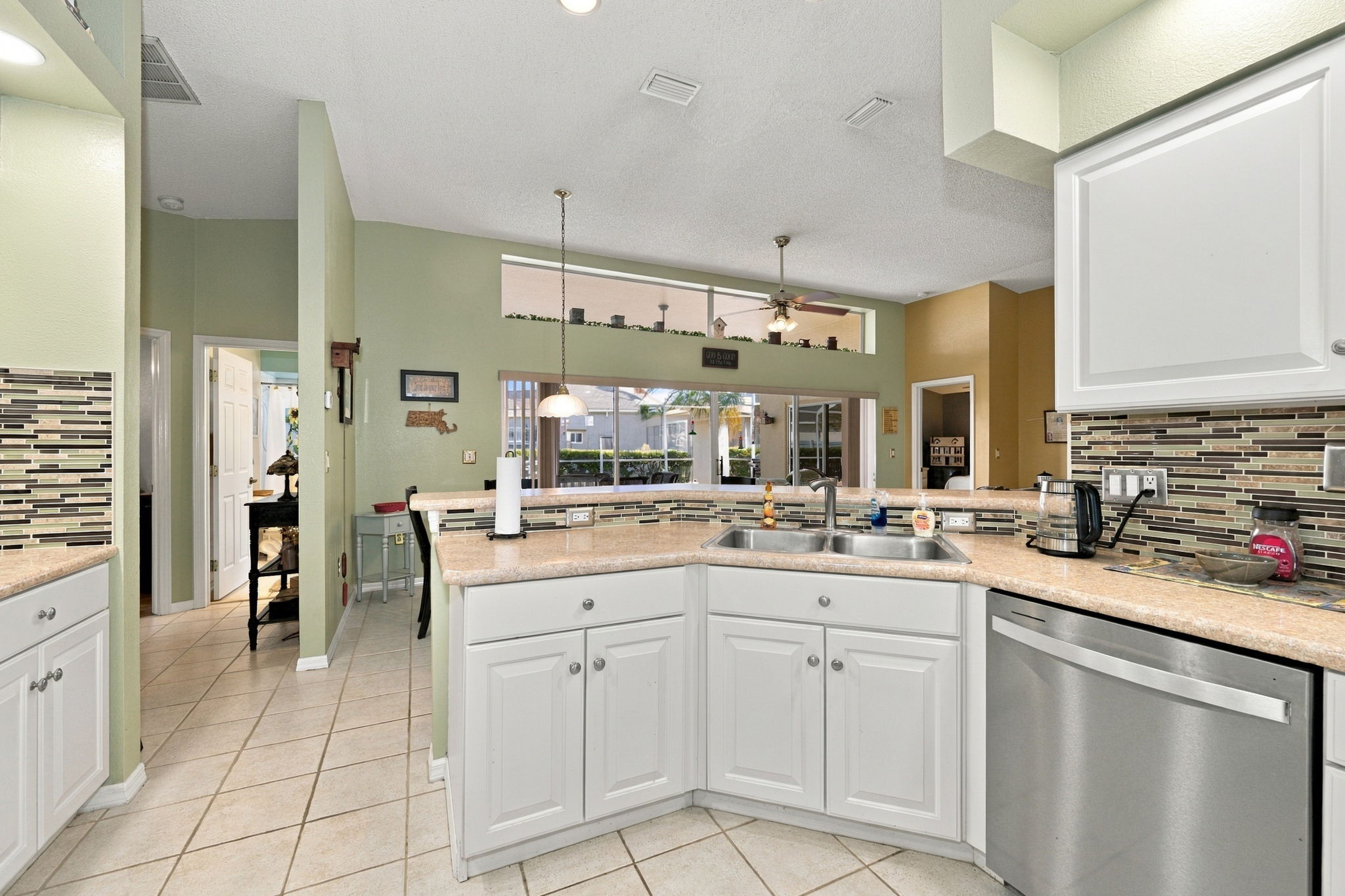 Kitchen 6