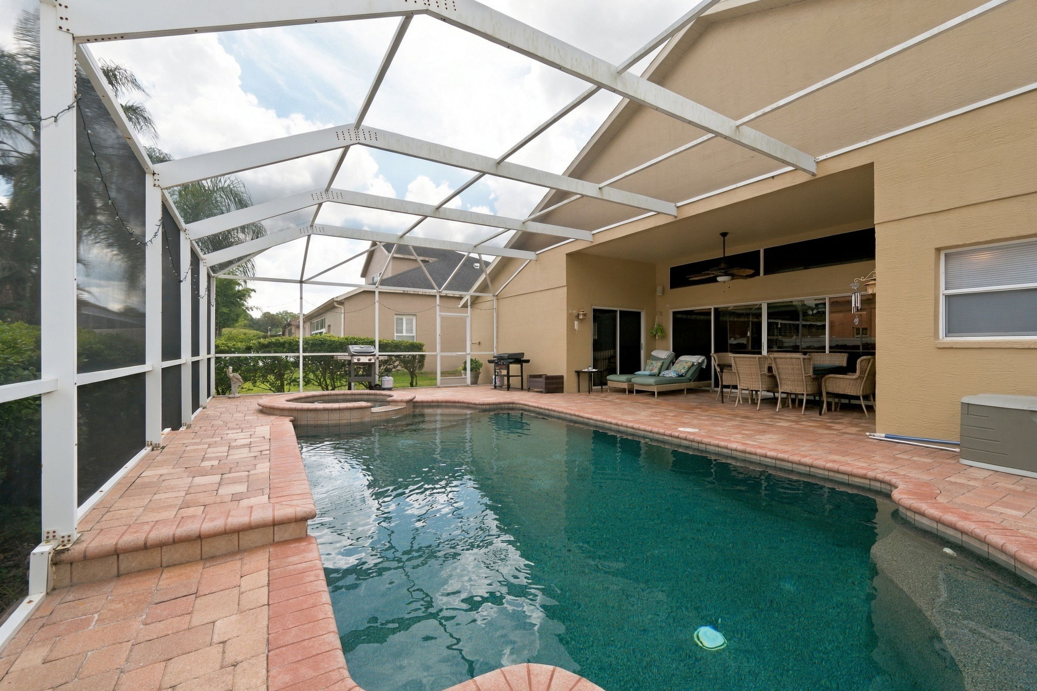 Pool 4
