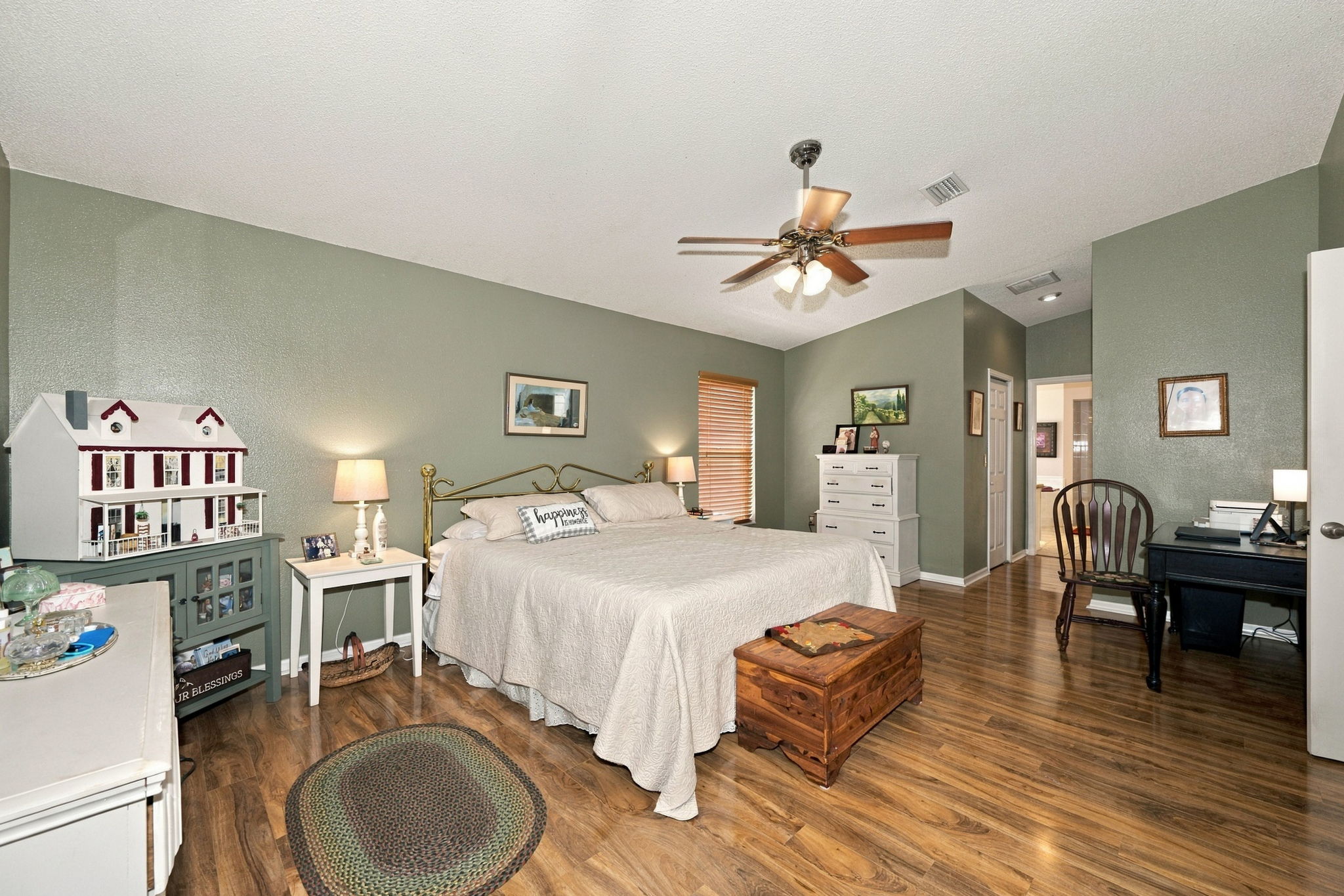Primary Bedroom 1a