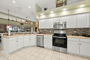 Kitchen 4