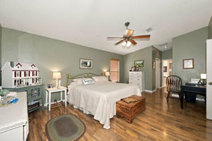 Primary Bedroom 1a