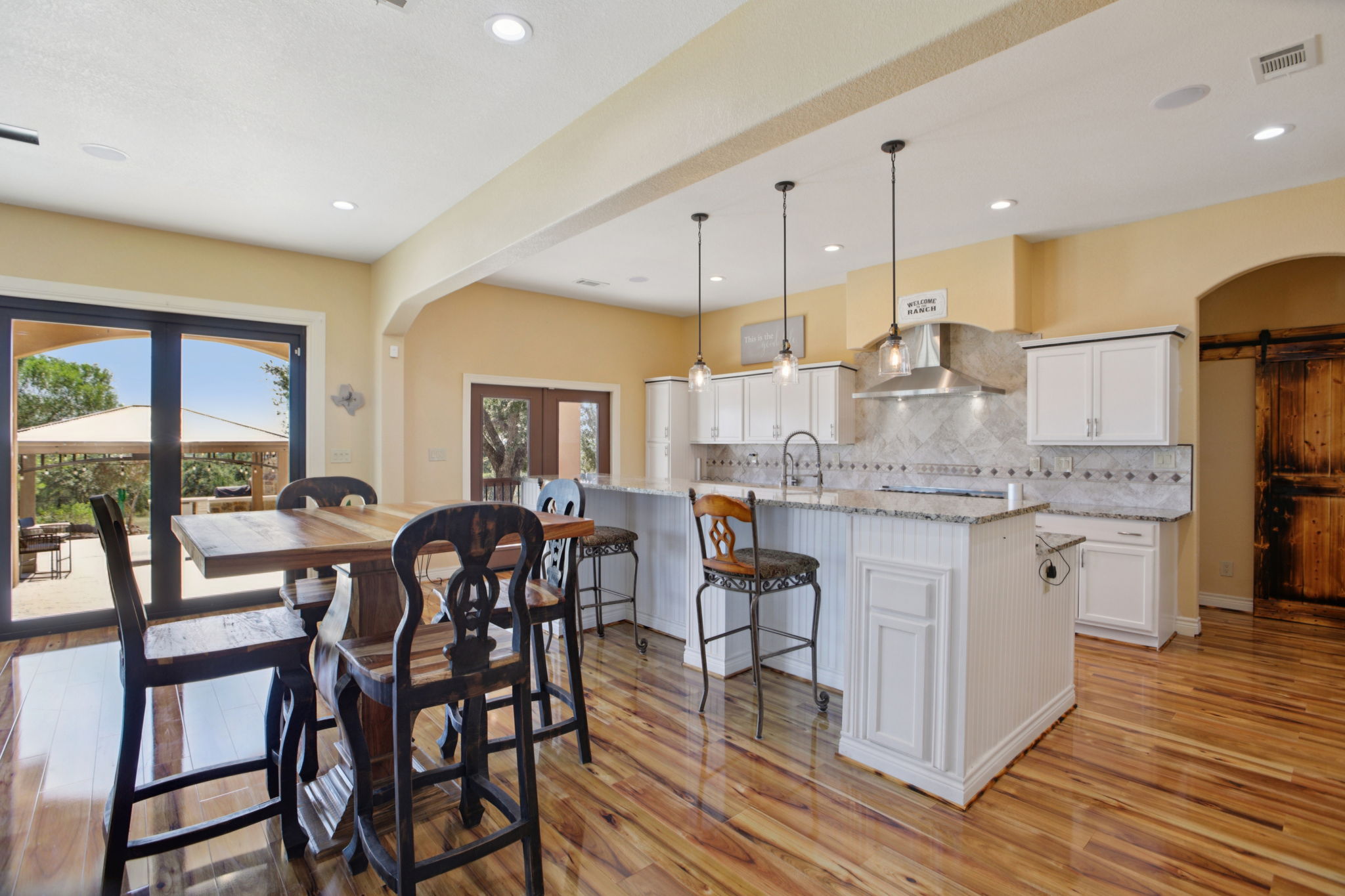 Hilliard Rd-L1111-014