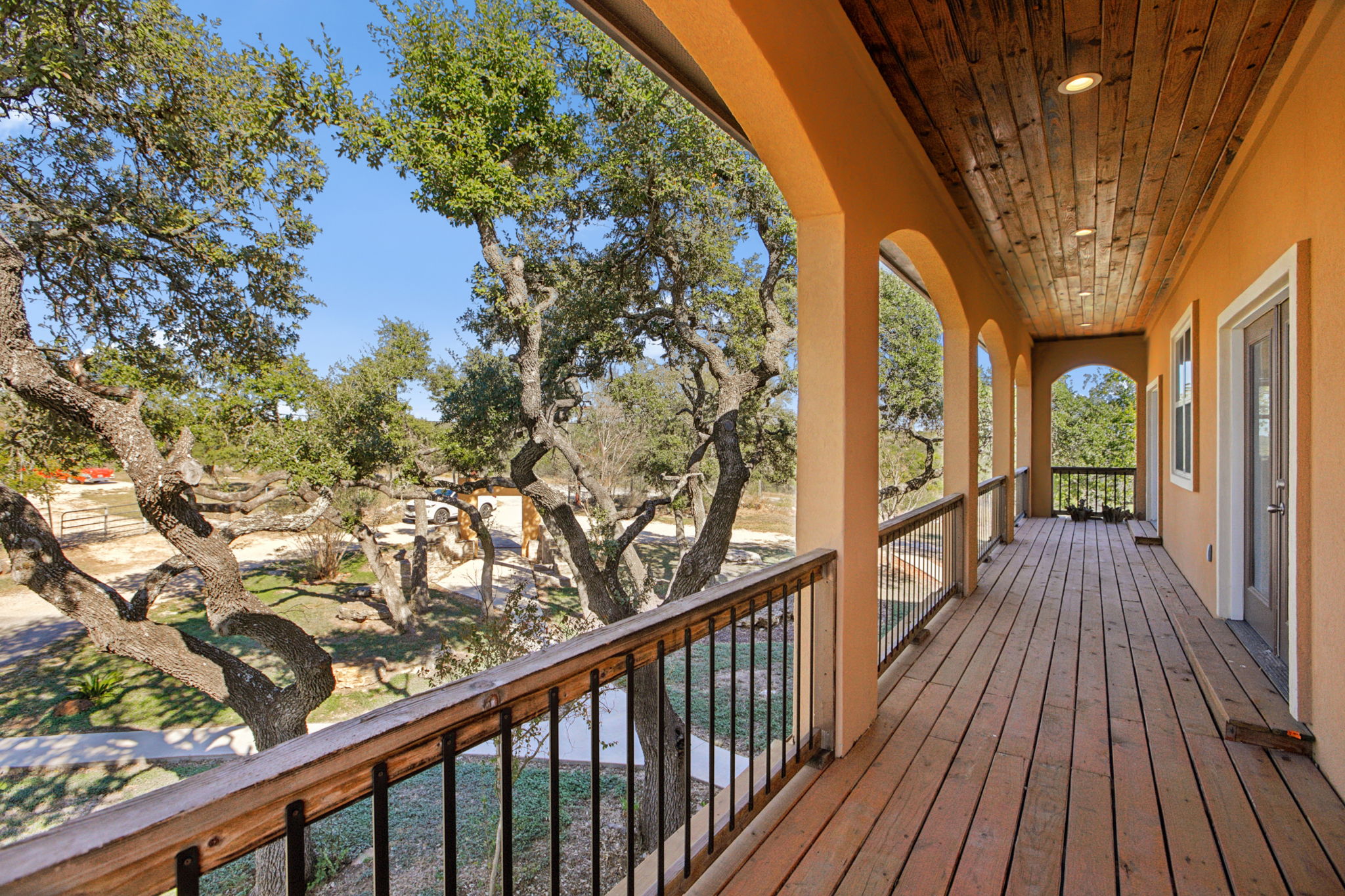 Hilliard Rd-L1111-042