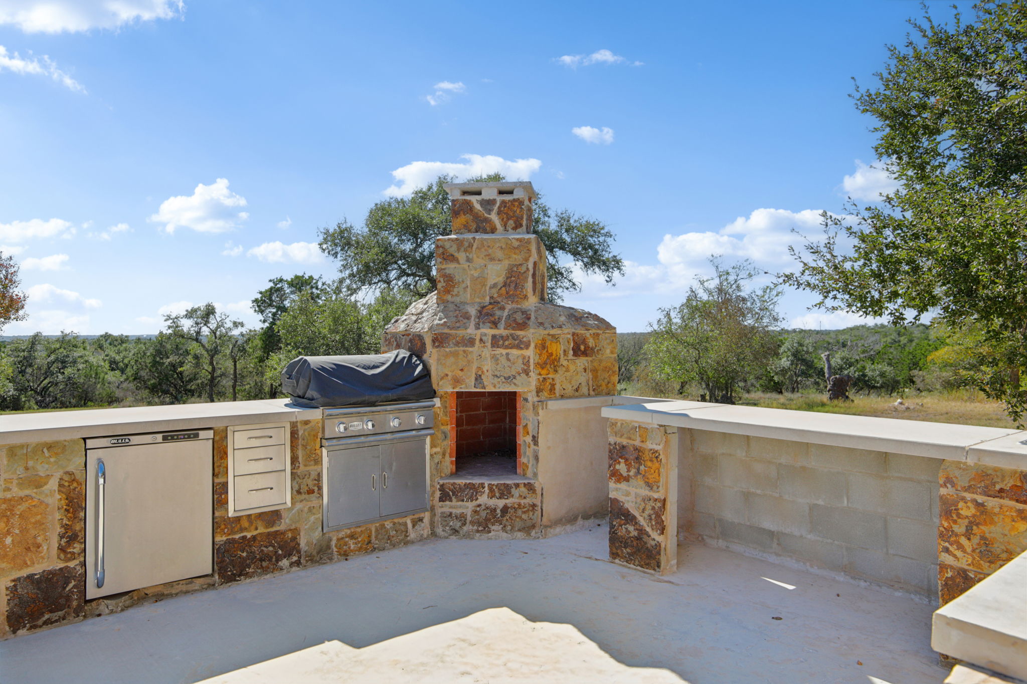 Hilliard Rd-L1111-047