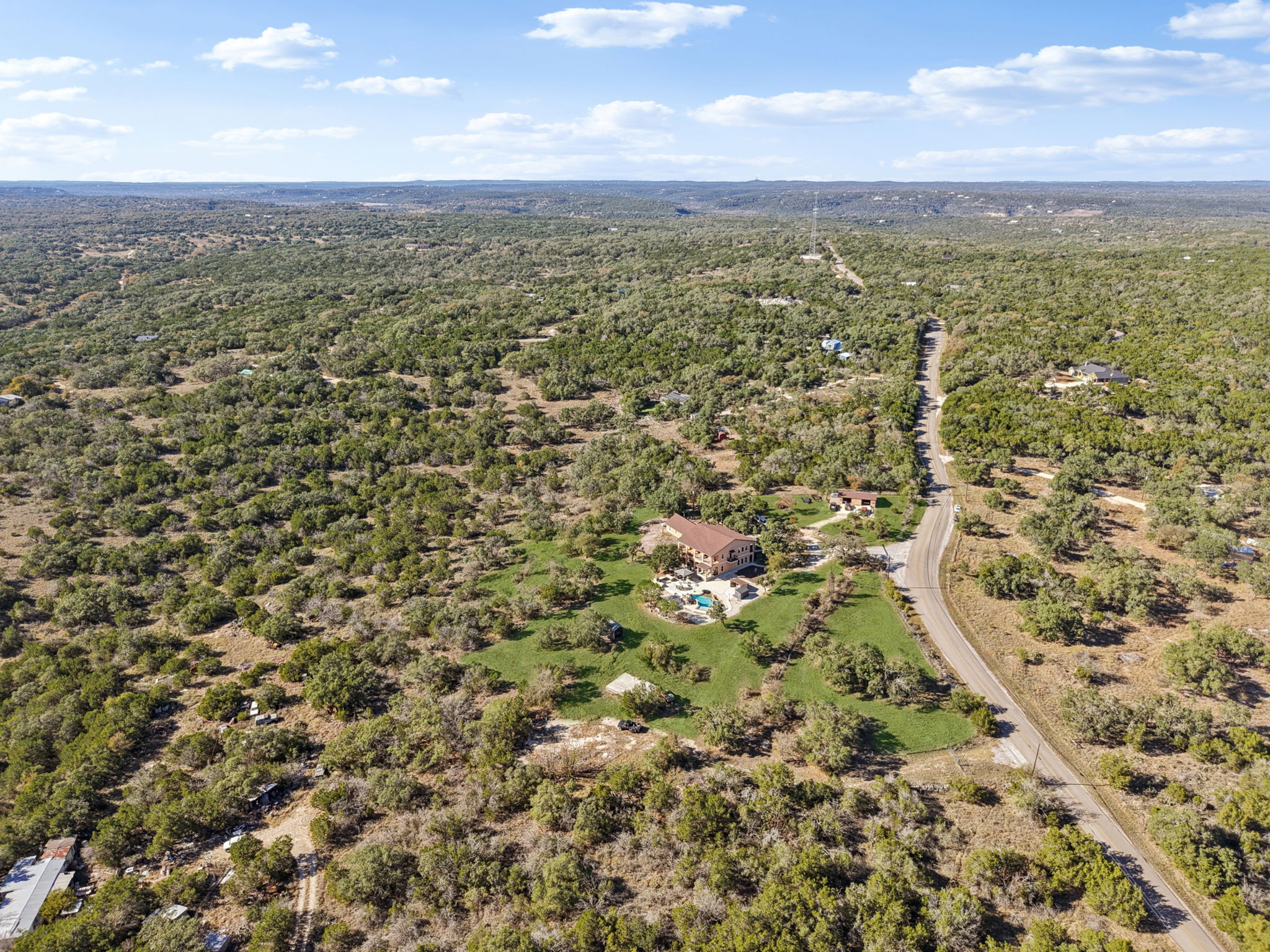 Hilliard Rd-L1111-081