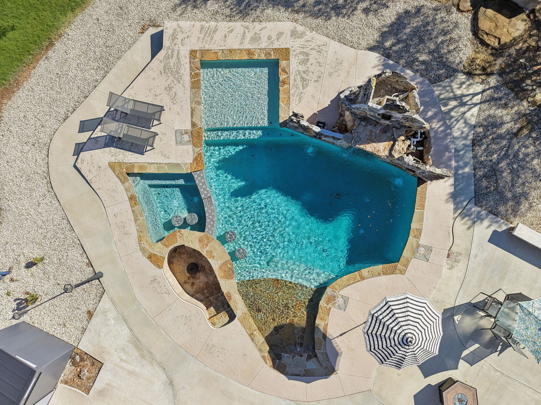 Hilliard Rd-L1111-084