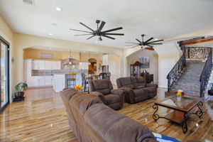 Hilliard Rd-L1111-011