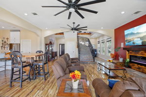 Hilliard Rd-L1111-012