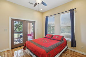 Hilliard Rd-L1111-021