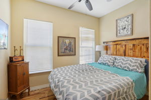 Hilliard Rd-L1111-025