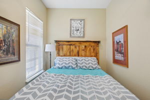 Hilliard Rd-L1111-026