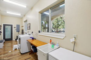 Hilliard Rd-L1111-030