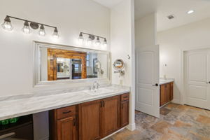 Hilliard Rd-L1111-035