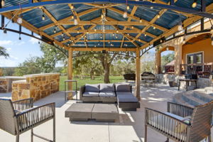 Hilliard Rd-L1111-062