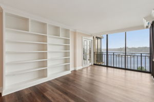 Bedroom/Office