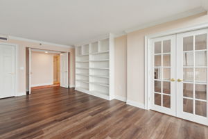 Bedroom/Office