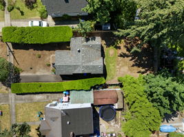  Photo 0
