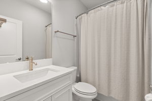  Photo 38
