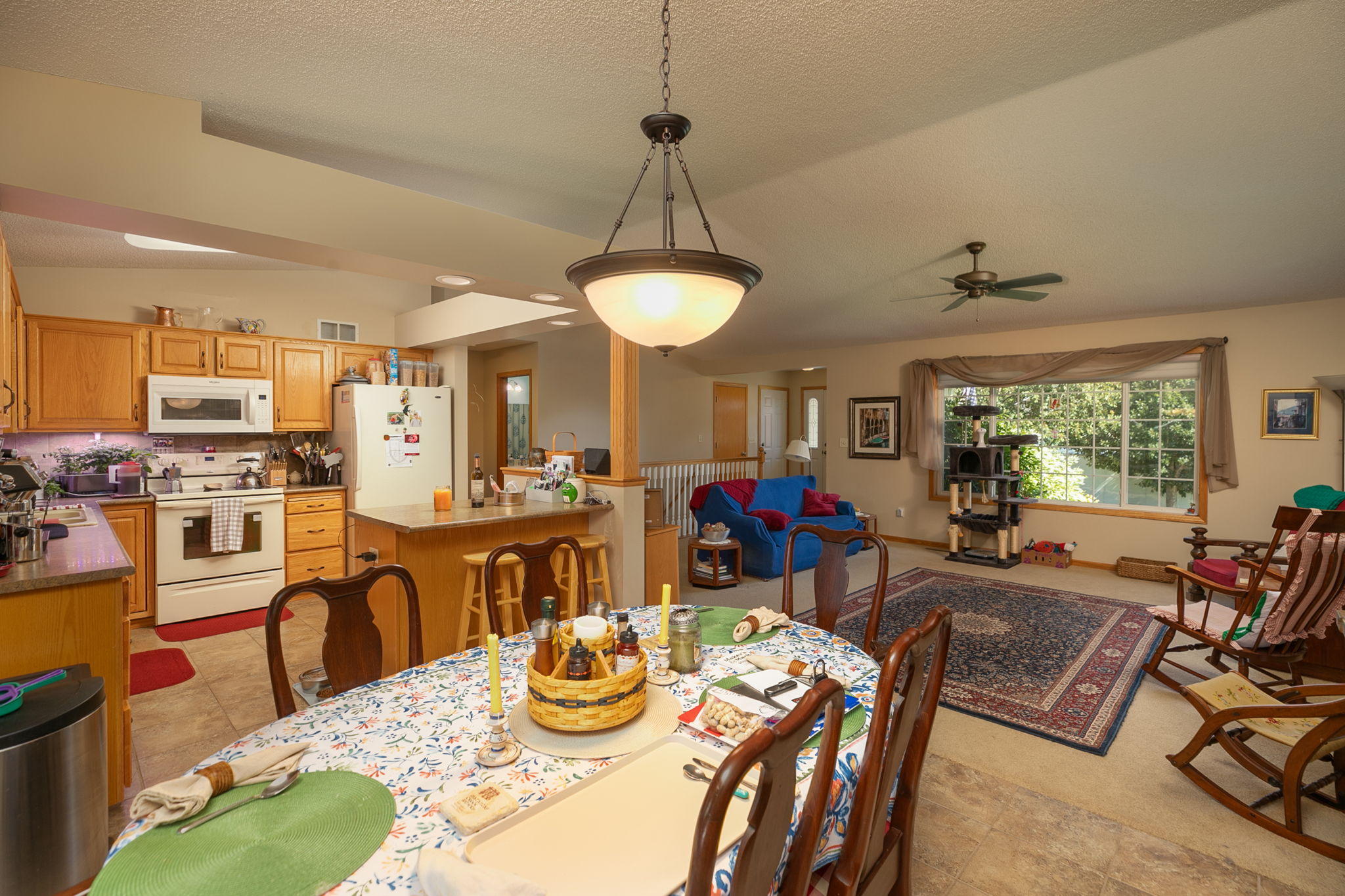 11-Dining Room