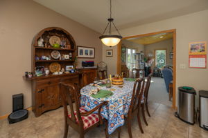 09-Dining Room