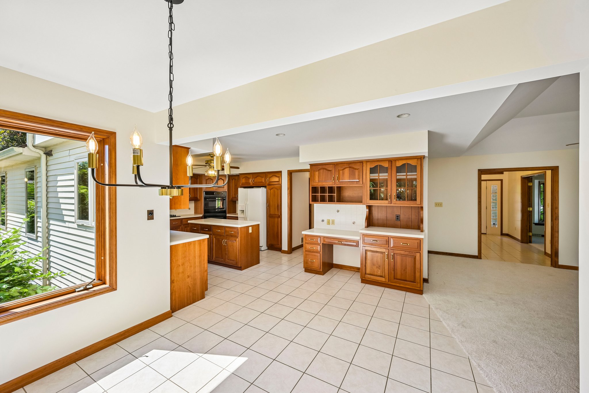 Newton Cir-S2506-017.jpg