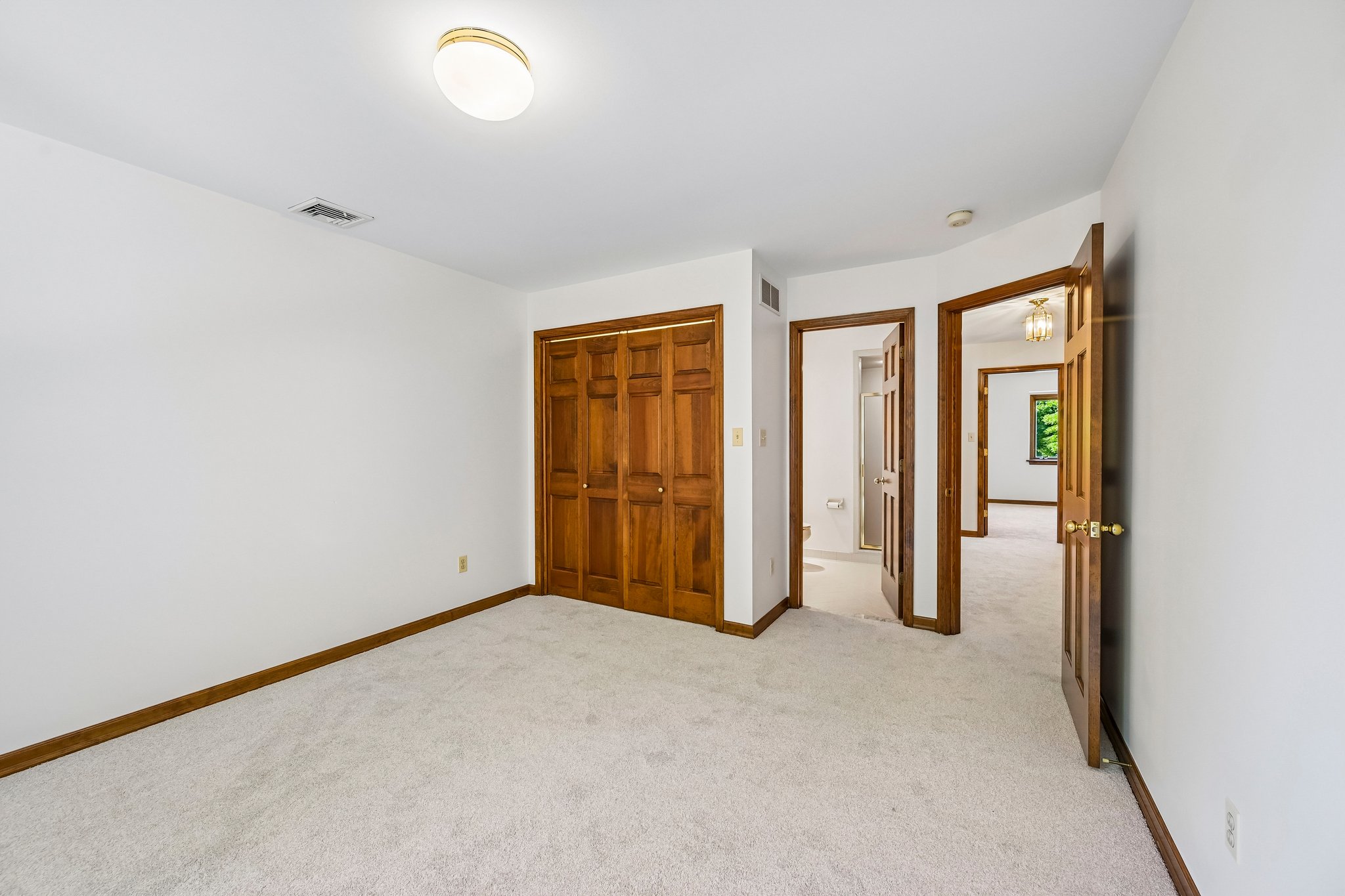 Newton Cir-S2506-046.jpg