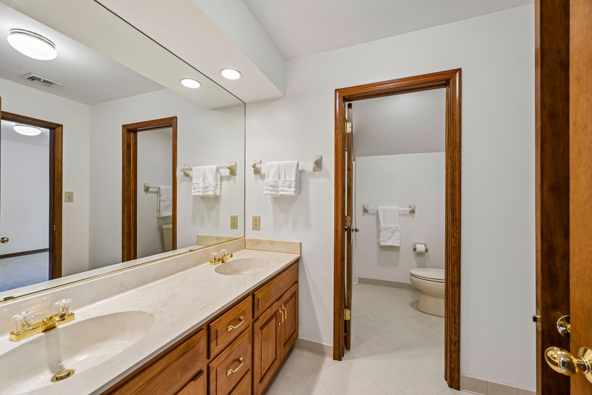 Newton Cir-S2506-055.jpg