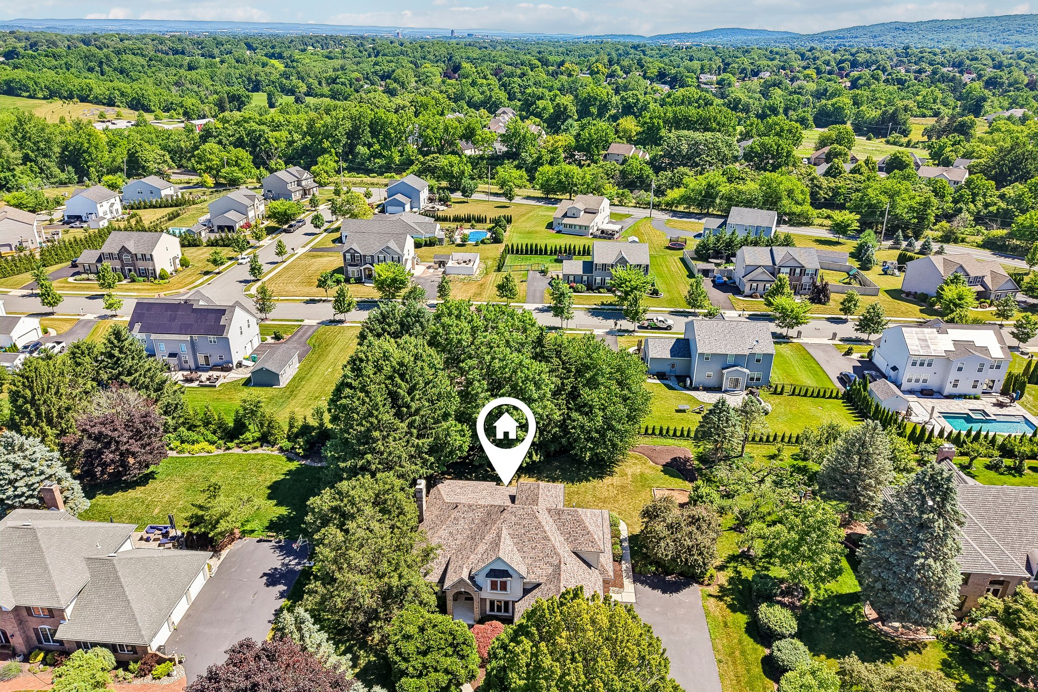 Newton Cir-S2506-095.jpg
