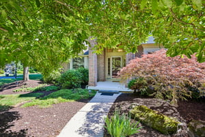 Newton Cir-S2506-006.jpg