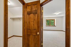 Newton Cir-S2506-044.jpg