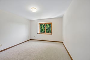 Newton Cir-S2506-048.jpg