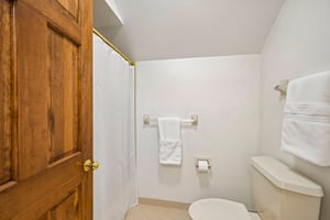 Newton Cir-S2506-056.jpg