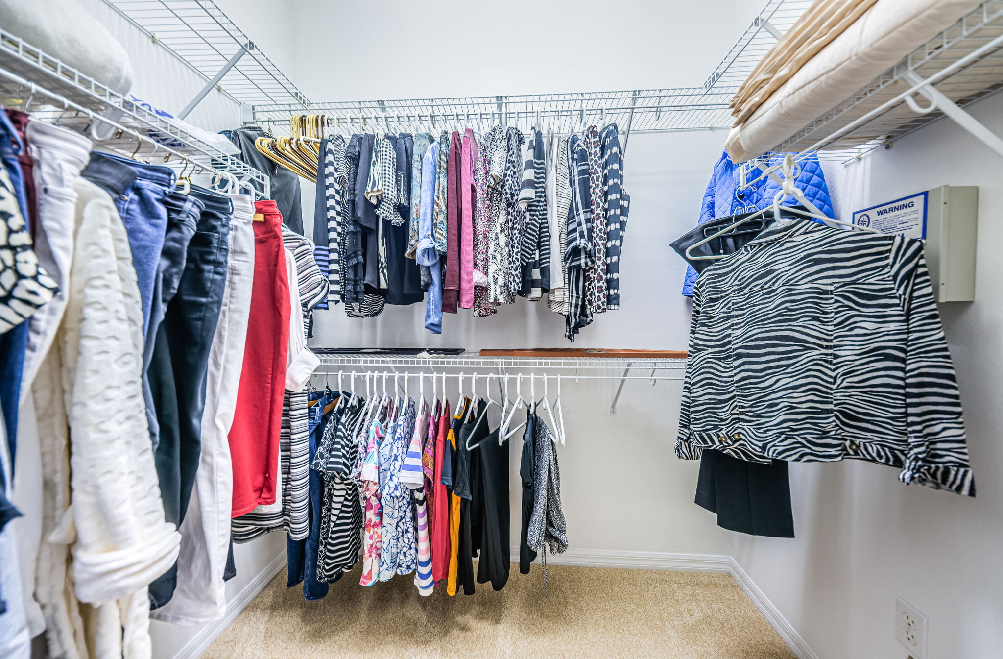 Master Bedroom Walk-in Closet-2