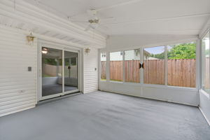  Photo 35