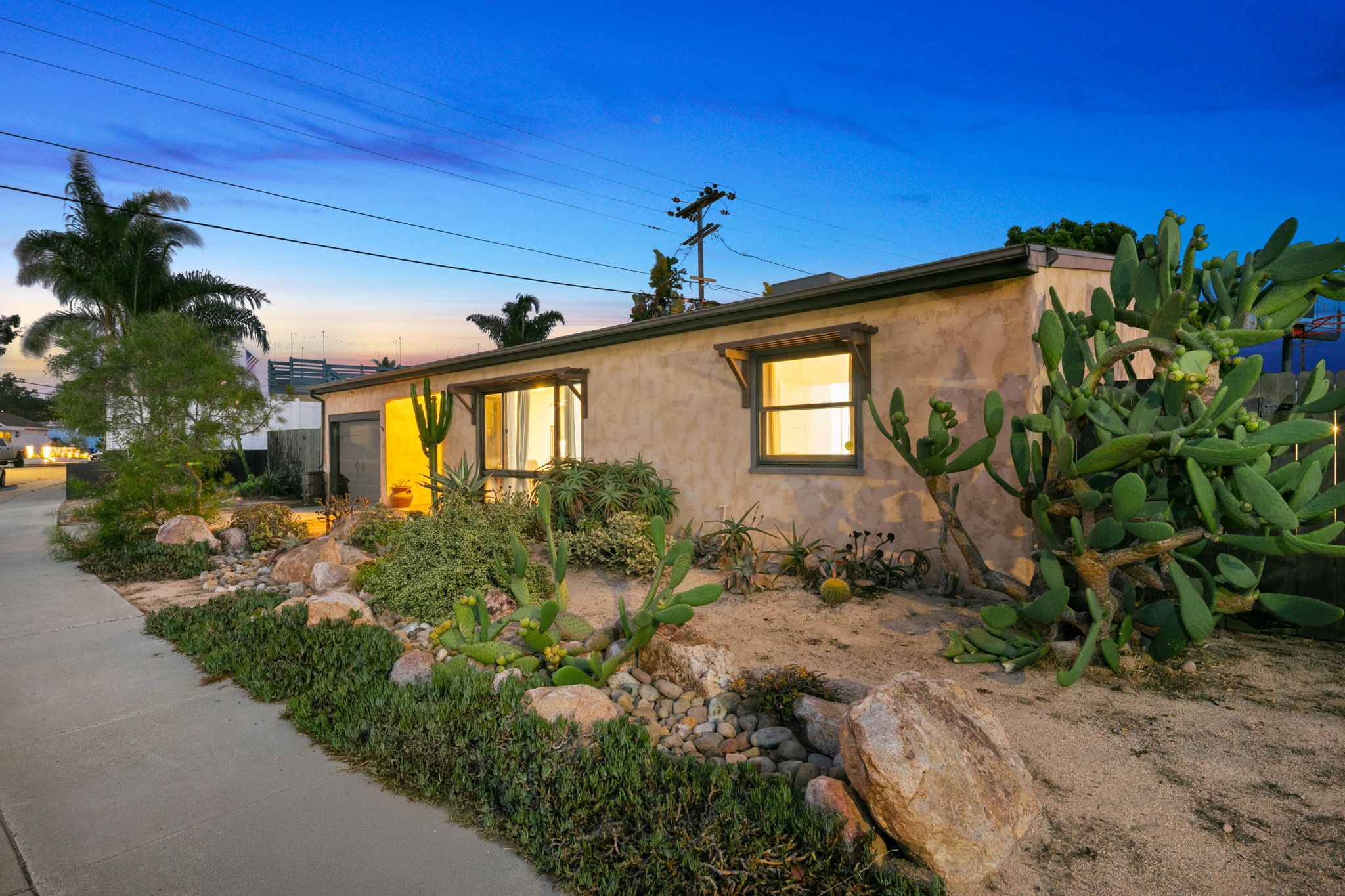 4407 Dakota Dr-92