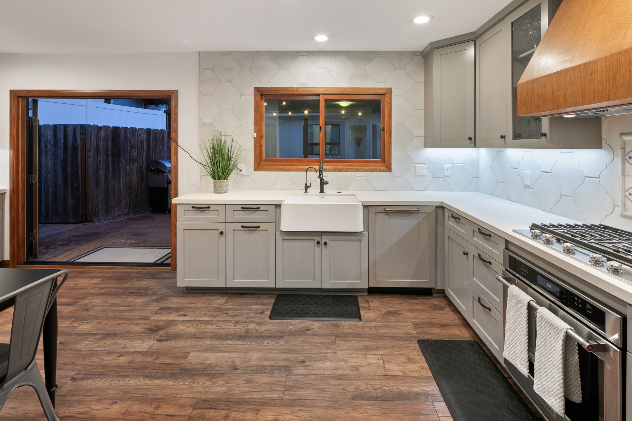 4407 Dakota Dr-78