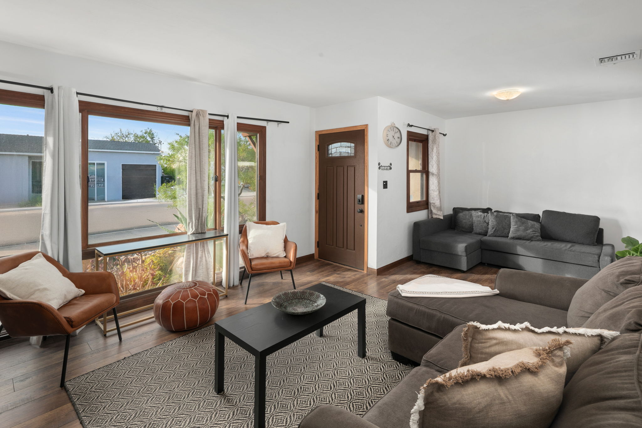 4407 Dakota Dr-34