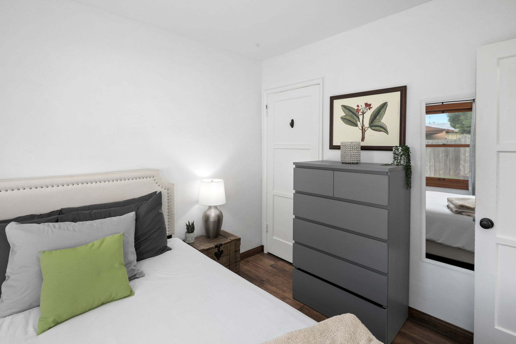 4407 Dakota Dr-24